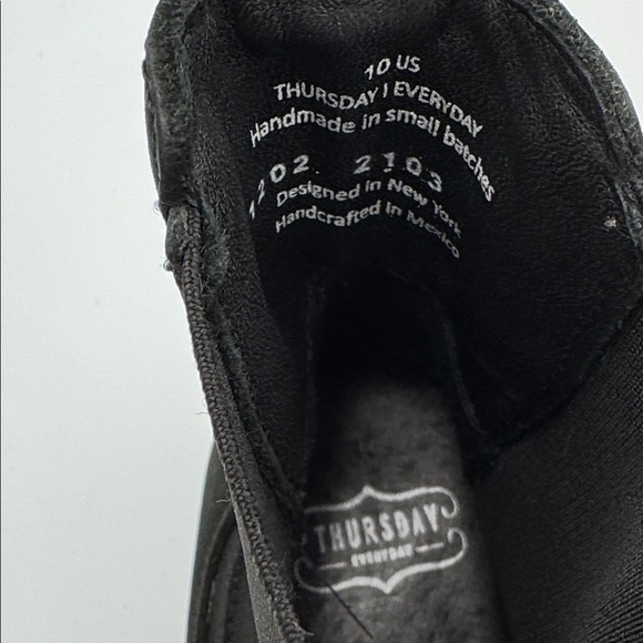 Thursday Chelsea Boots Womens Size 10 Legend Black Leather Matte Handcrafted - Picture 6 of 12